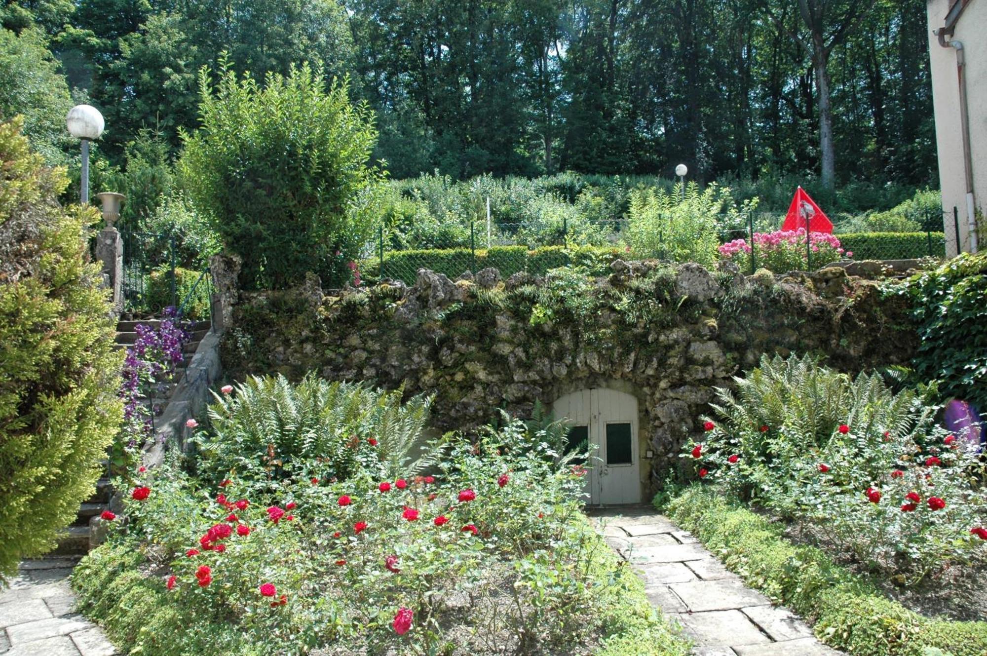 Hotel Et Studios D'Orfeuil Bourbonne-les-Bains Exteriér fotografie