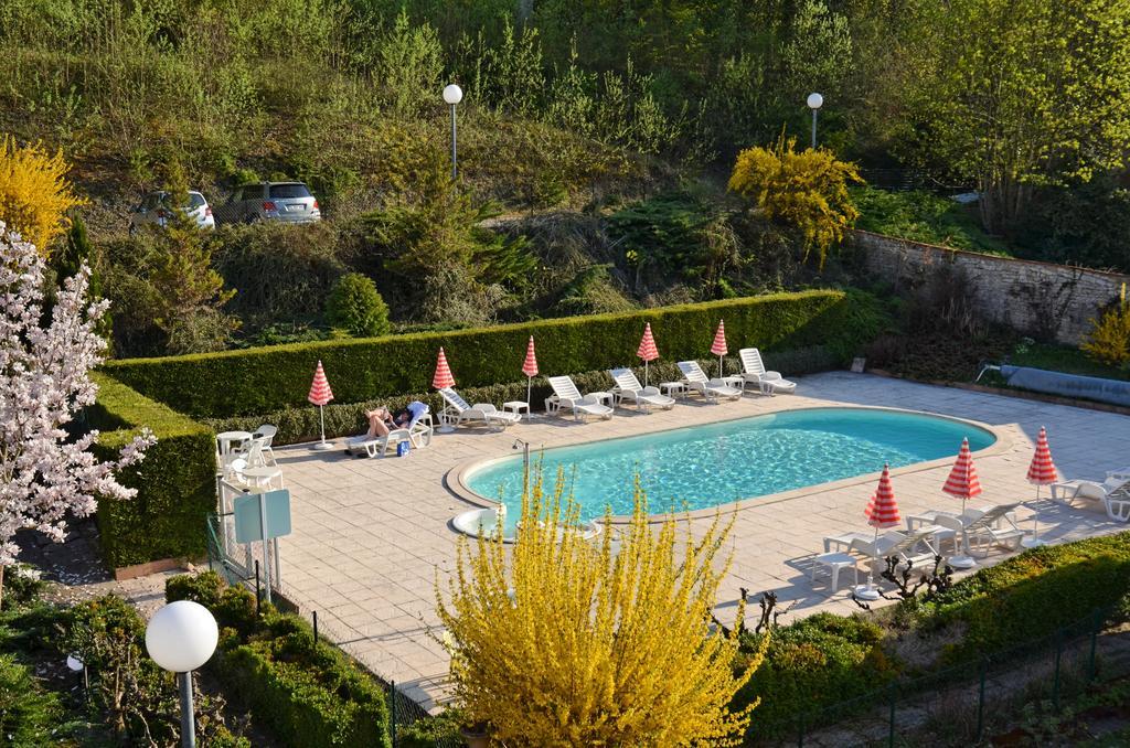 Hotel Et Studios D'Orfeuil Bourbonne-les-Bains Exteriér fotografie