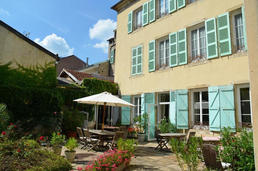 Hotel Et Studios D'Orfeuil Bourbonne-les-Bains Exteriér fotografie