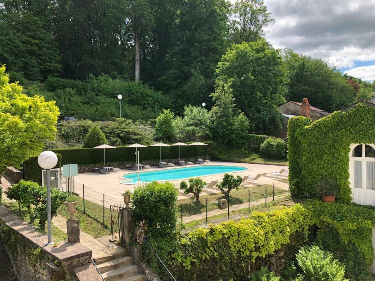 Hotel Et Studios D'Orfeuil Bourbonne-les-Bains Exteriér fotografie