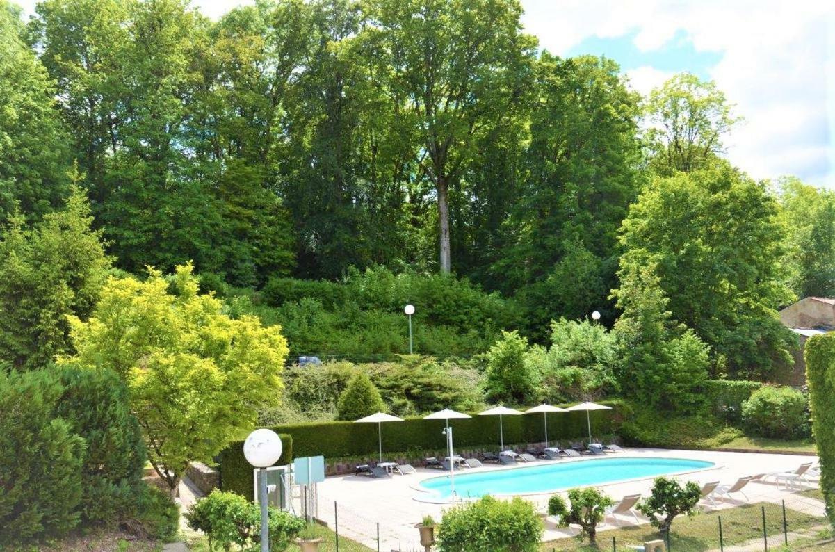 Hotel Et Studios D'Orfeuil Bourbonne-les-Bains Exteriér fotografie